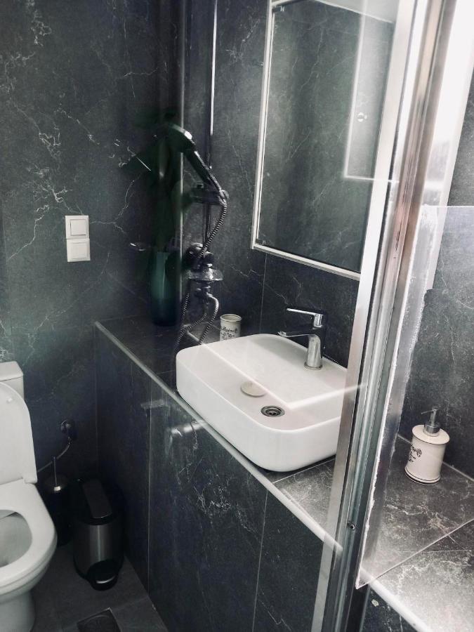Moxy Paxos Apartments 盖奥斯 外观 照片